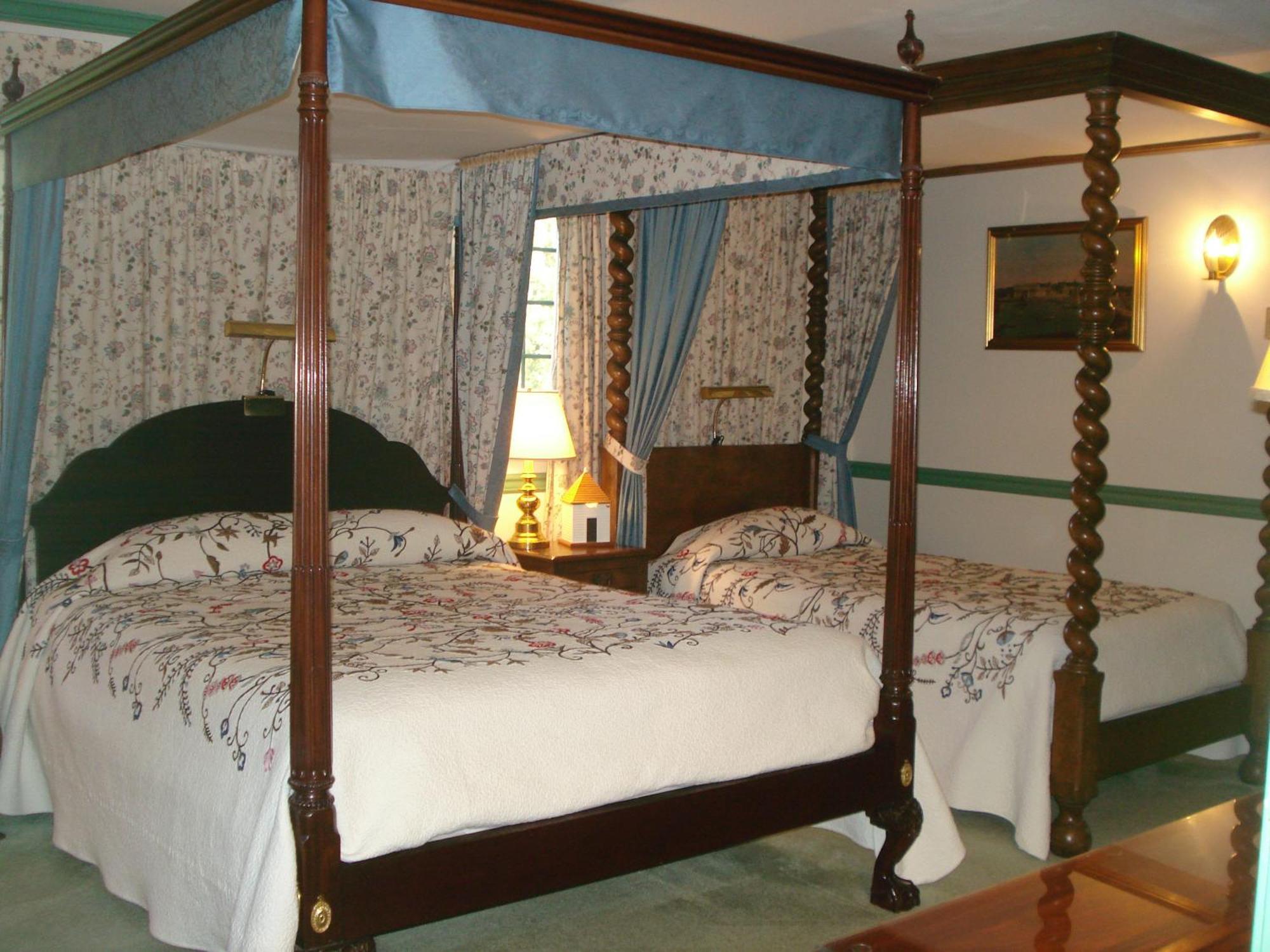 Newport House Bed & Breakfast Williamsburg Bilik gambar